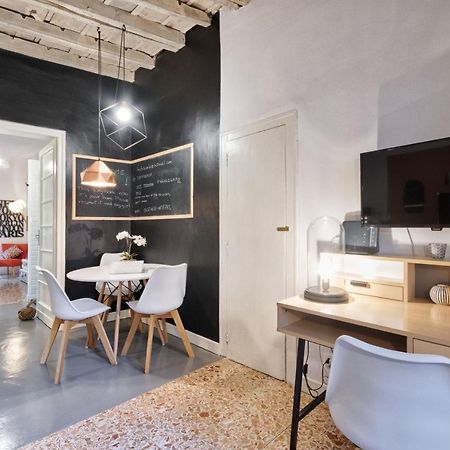 Industrial Chic Style Central Flat トリノ エクステリア 写真
